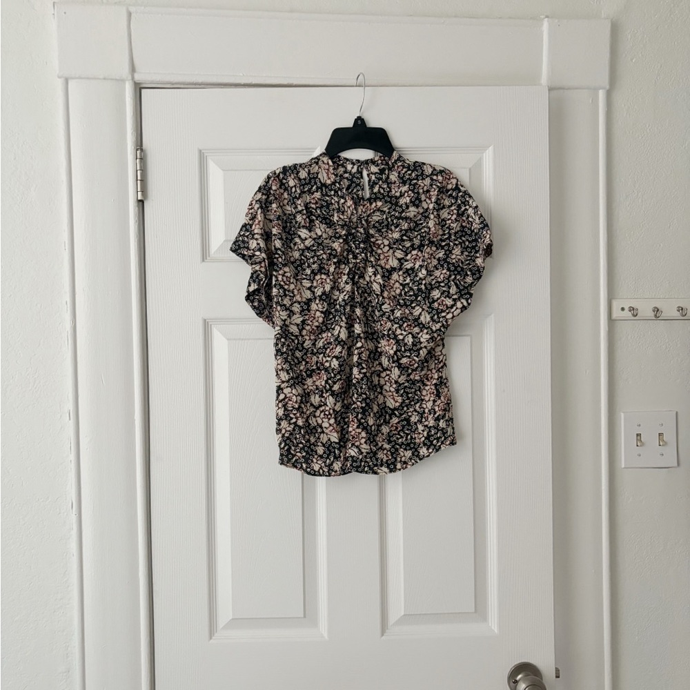 Isabel Marant
Silk Floral Print Blouse
Size: XS | US2, FR34